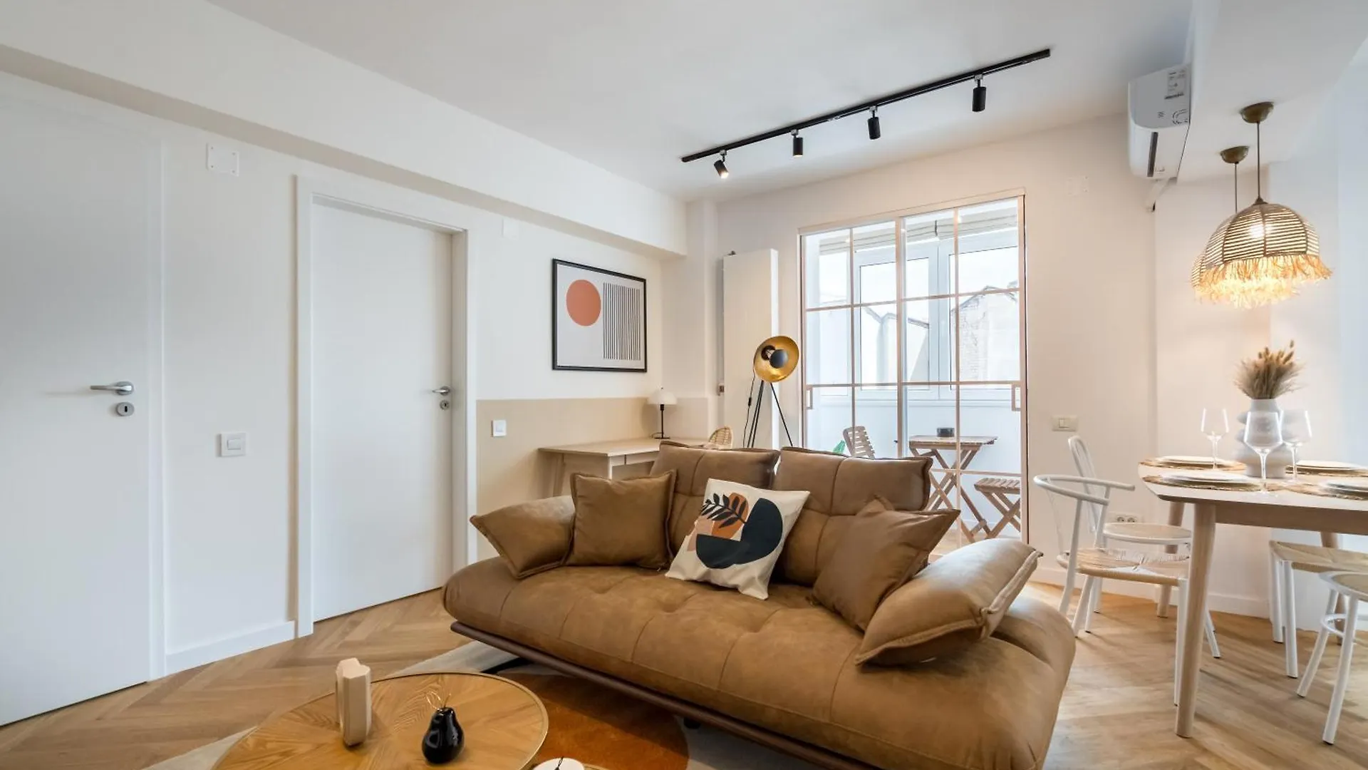 Orangerie Calea Victoriei Apartment Bucharest 0*,