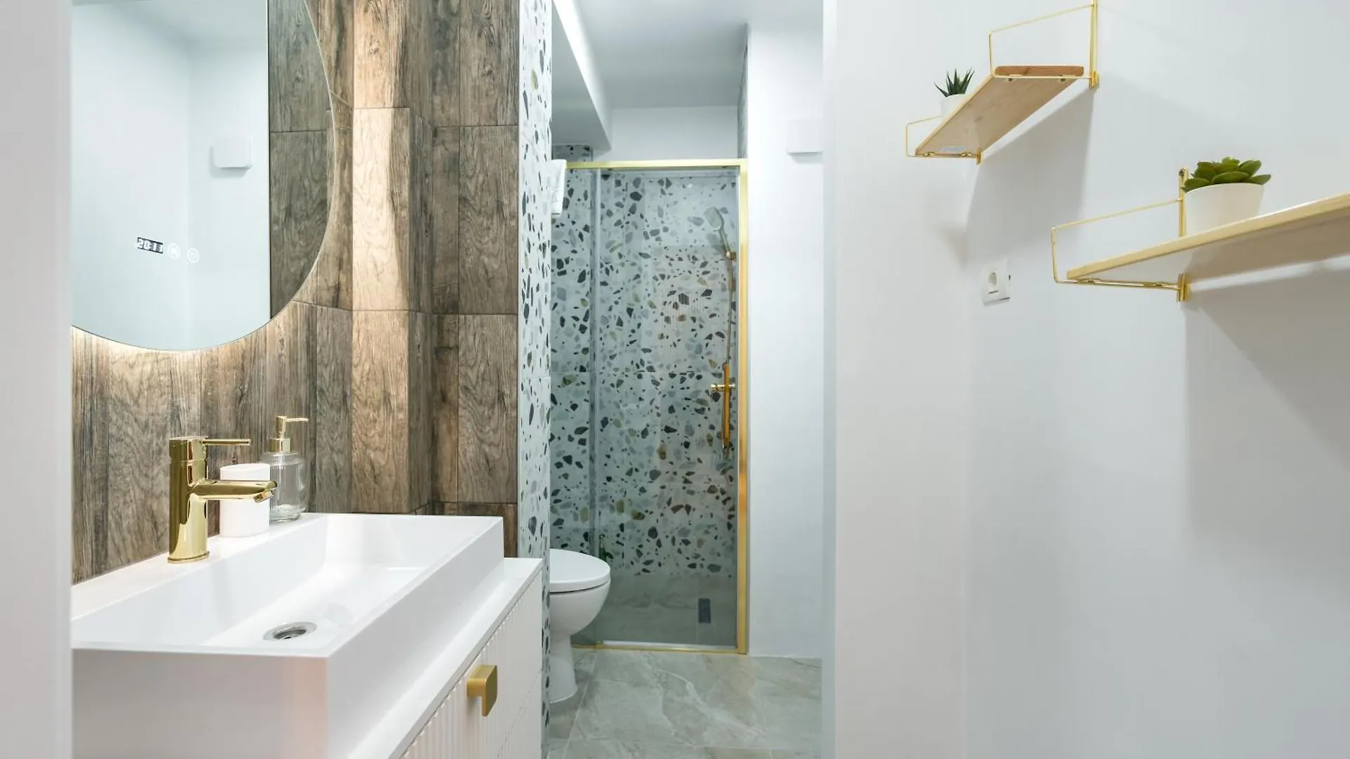 Orangerie Calea Victoriei Apartment Bucharest
