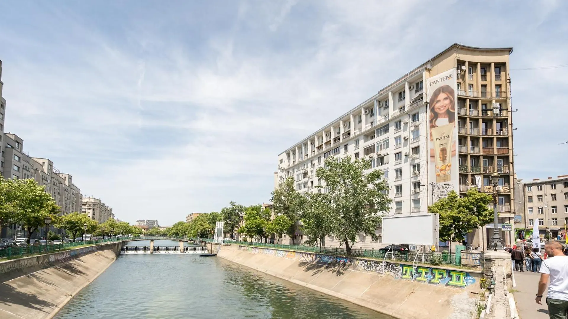 Orangerie Calea Victoriei Apartment Bucharest