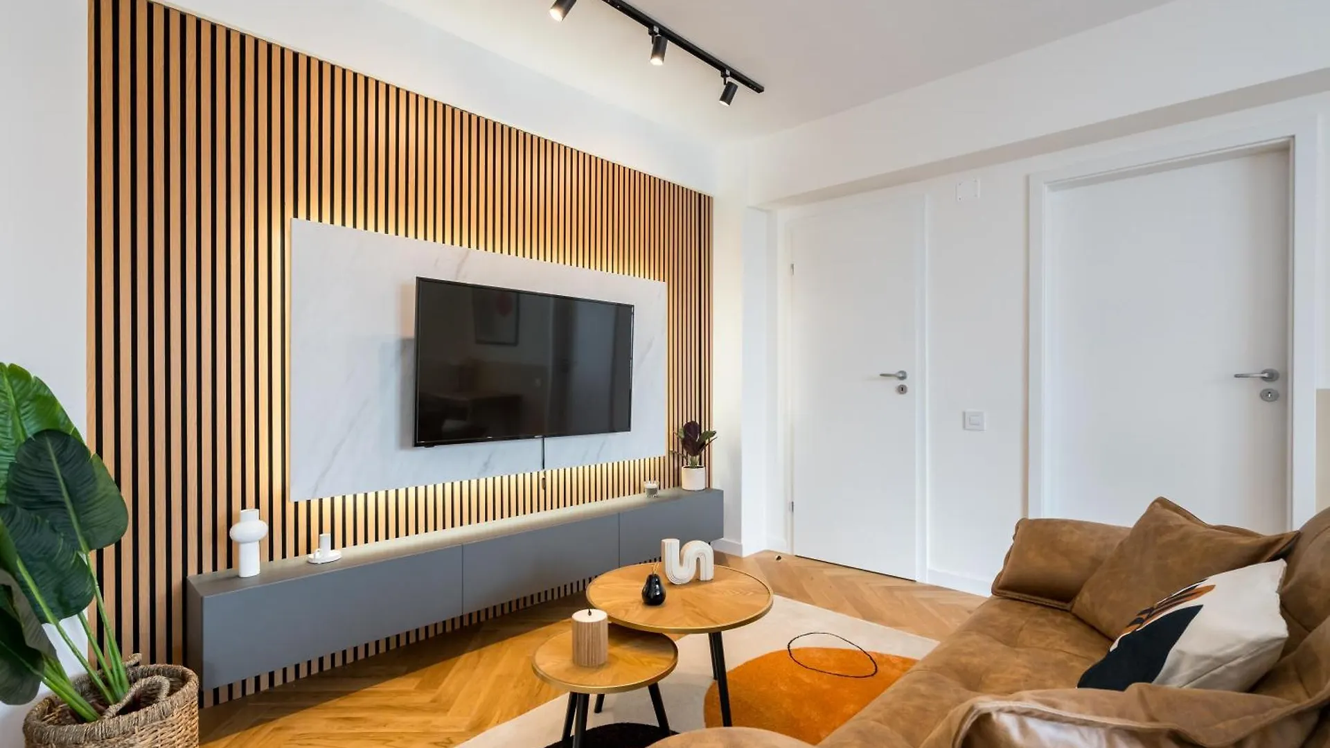 Orangerie Calea Victoriei Apartment Bucharest