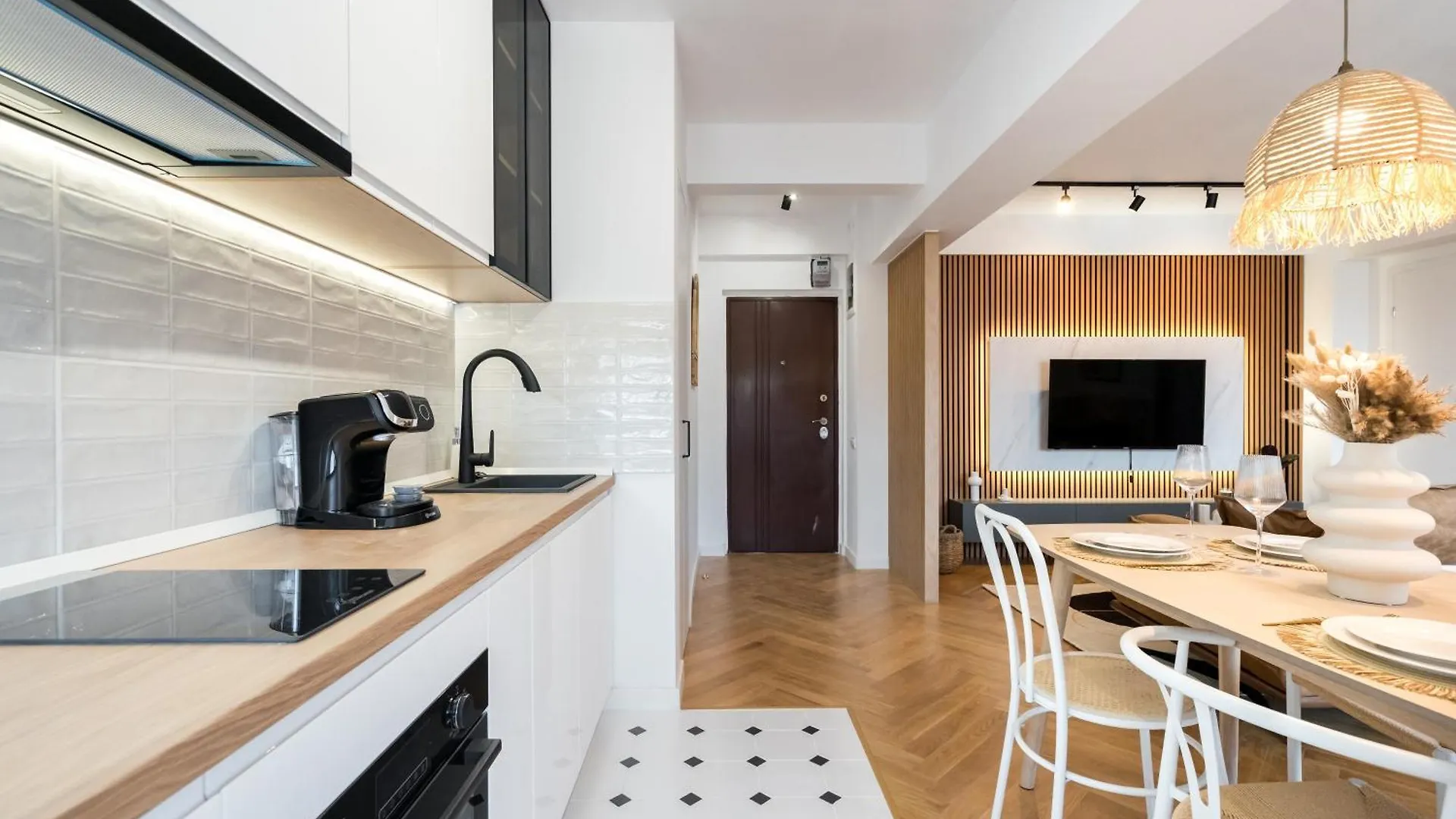 Orangerie Calea Victoriei Apartment Bucharest Romania